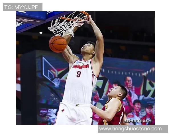 重庆排球队以86分领跑冠军赛积分榜展现强劲实力和夺冠希望